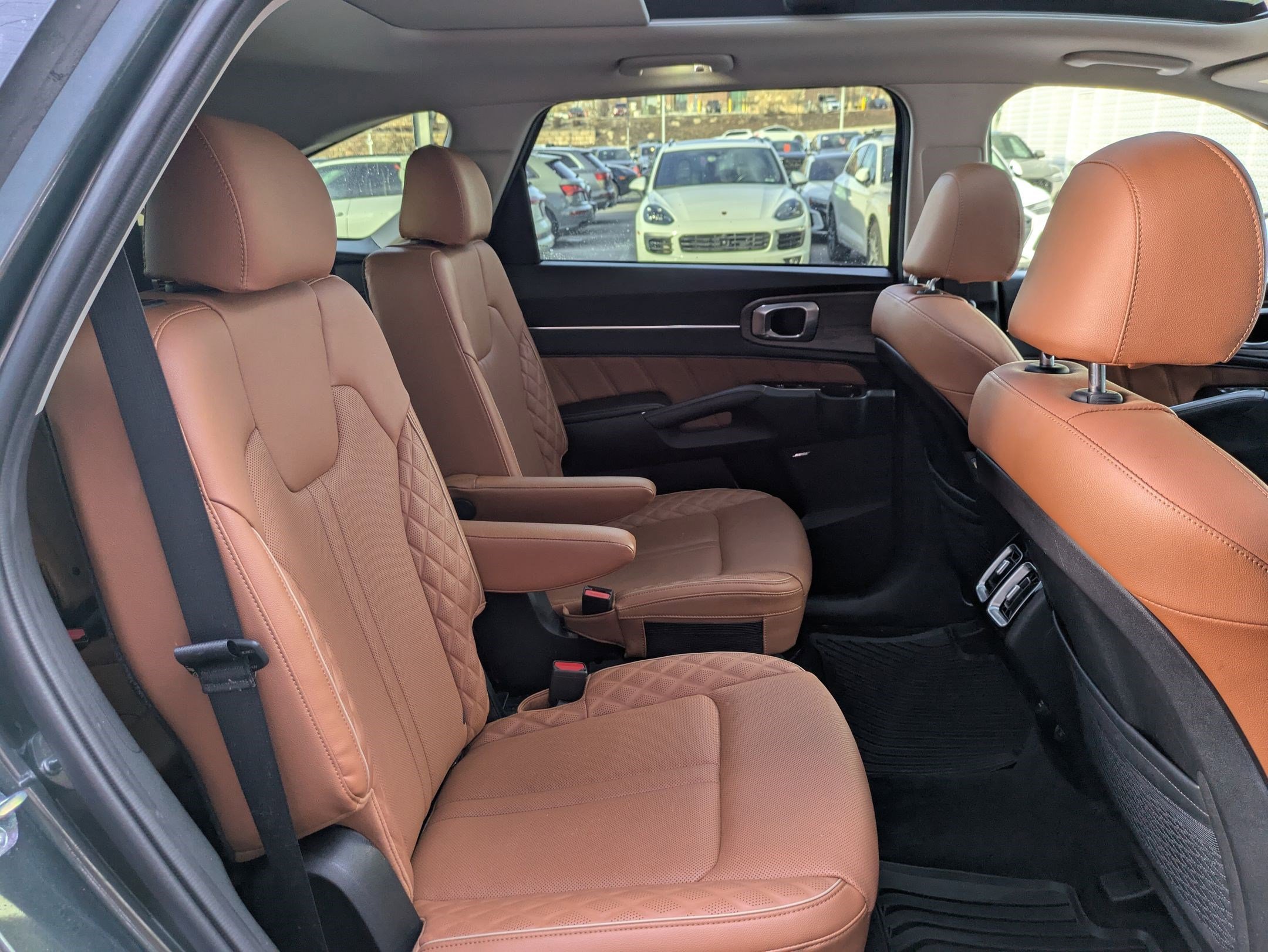 Used 2022 Kia Sorento SX Prestige w/ Rust Color Package image 27