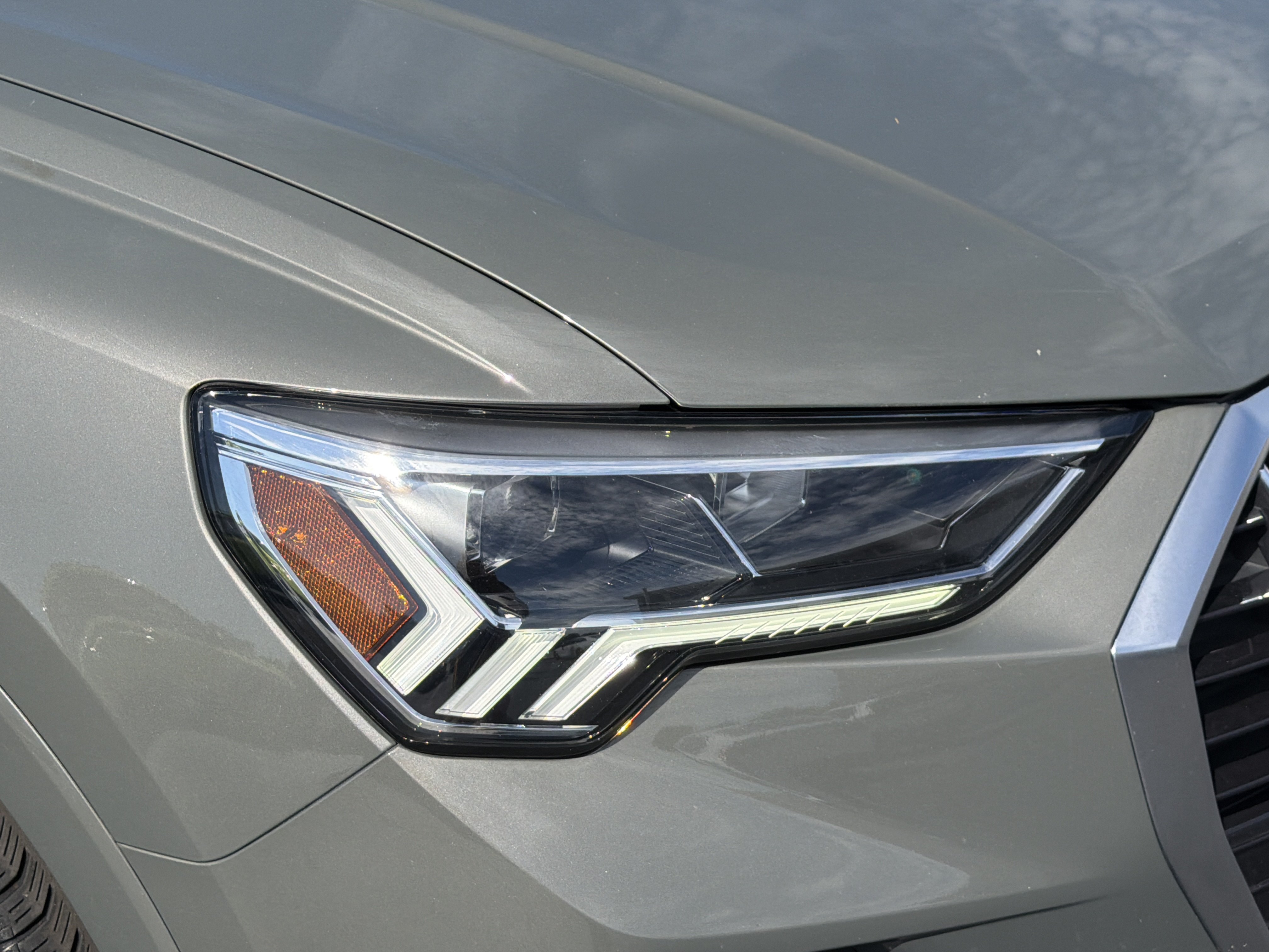 Used 2025 Audi Q3 2.0T Premium AWD/4WD image 10