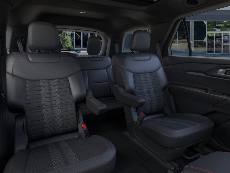 New 2026 Ford Explorer ST-Line w/ ST-Line Street Pack image 11