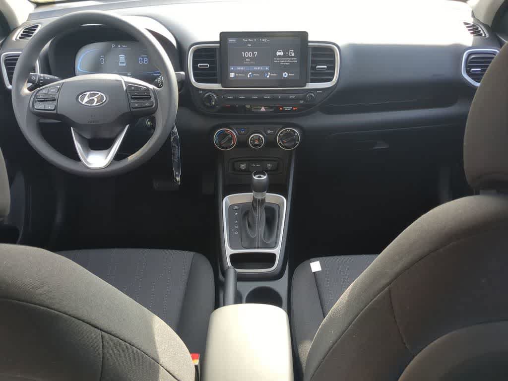 New 2026 Hyundai Venue SE FWD image 16