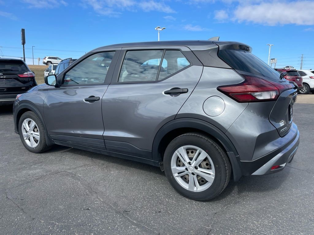 Used 2023 Nissan Kicks S FWD image 5