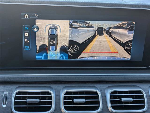 New 2026 Mercedes-Benz GLS 580 4MATIC image 16