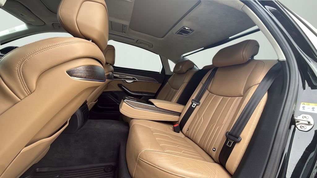 Used 2019 Audi A8 L 3.0T w/ Luxury Package image 10