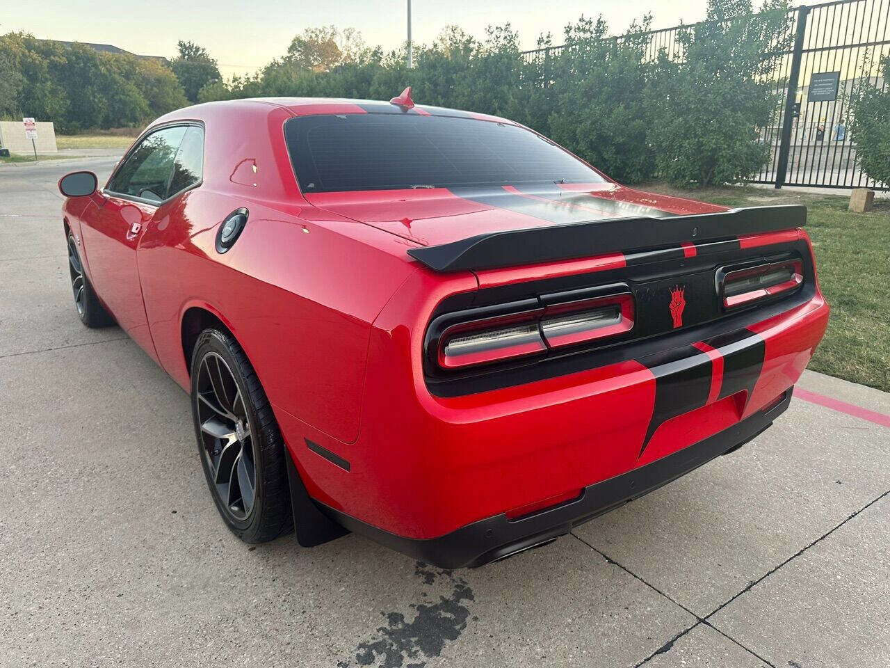 Used 2015 Dodge Challenger R/T Scat Pack RWD image 10