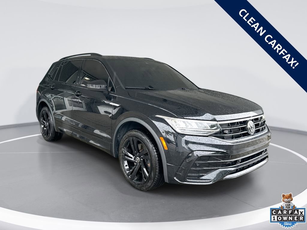Certified 2024 Volkswagen Tiguan SE R-Line image 52