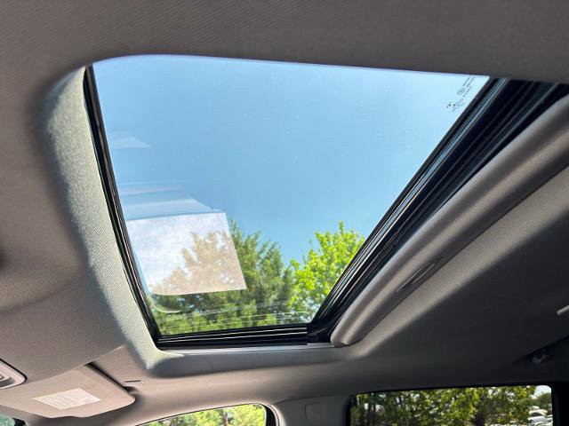 Used 2023 GMC Sierra 1500 Denali w/ Denali Reserve Package image 9