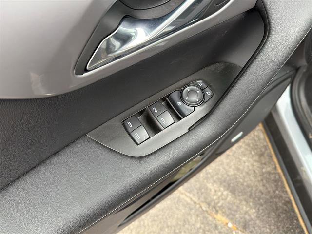 Used 2025 Chevrolet Blazer LT w/ Sound & Technology Package image 15