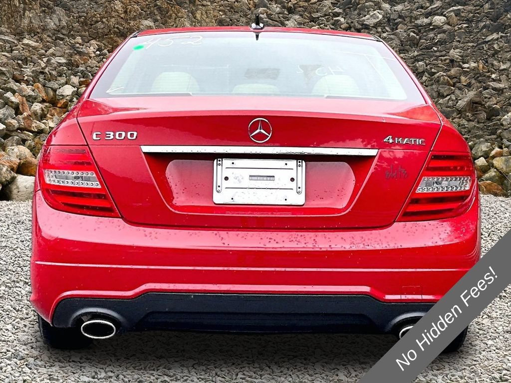 Used 2012 Mercedes-Benz C 300 4MATIC Sedan w/ Premium 1 Pkg image 4