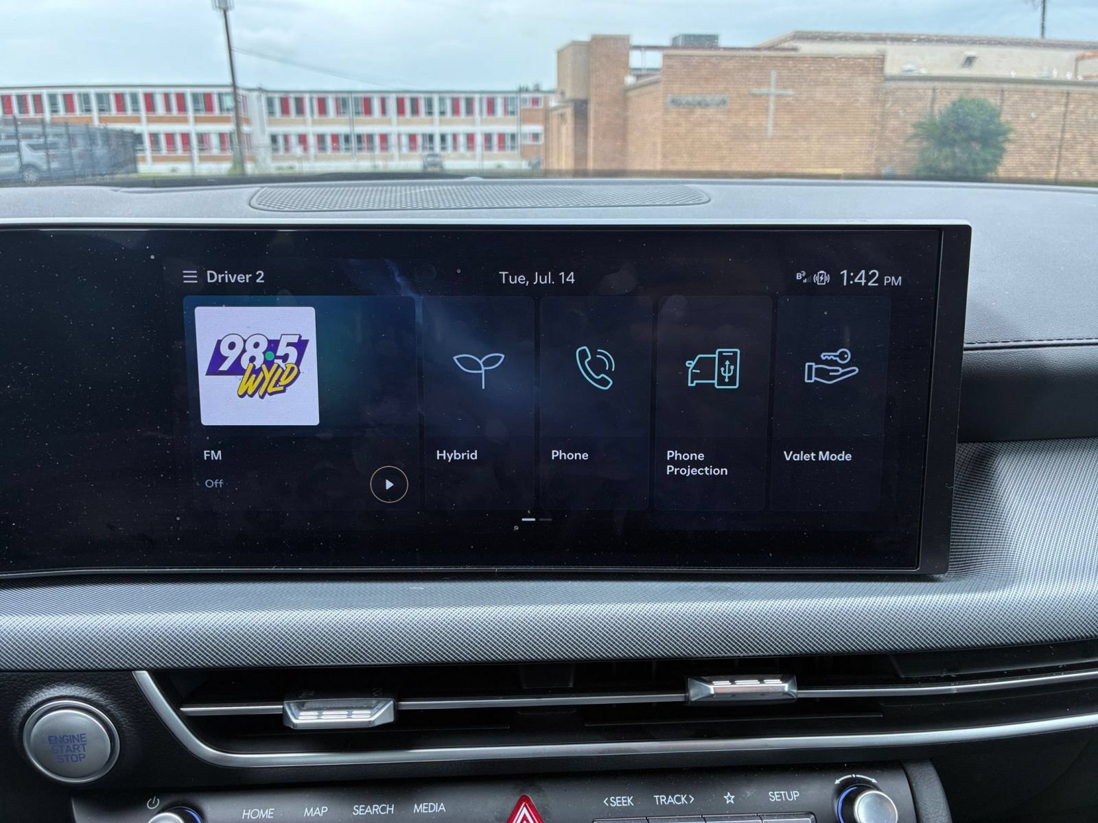 Used 2025 Hyundai Sonata SEL FWD image 16