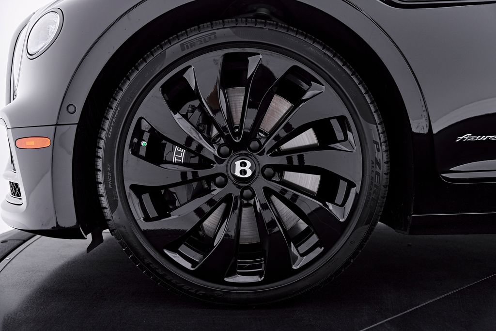 Used 2022 Bentley Flying Spur V8 AWD/4WD image 3