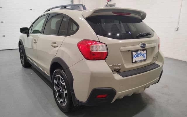 Used 2017 Subaru Crosstrek 2.0i Premium AWD/4WD image 5