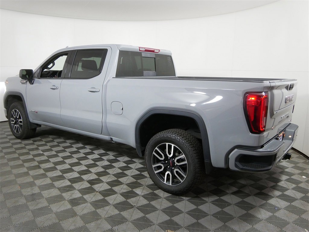 Used 2025 GMC Sierra 1500 AT4 w/ AT4 Preferred Package image 5