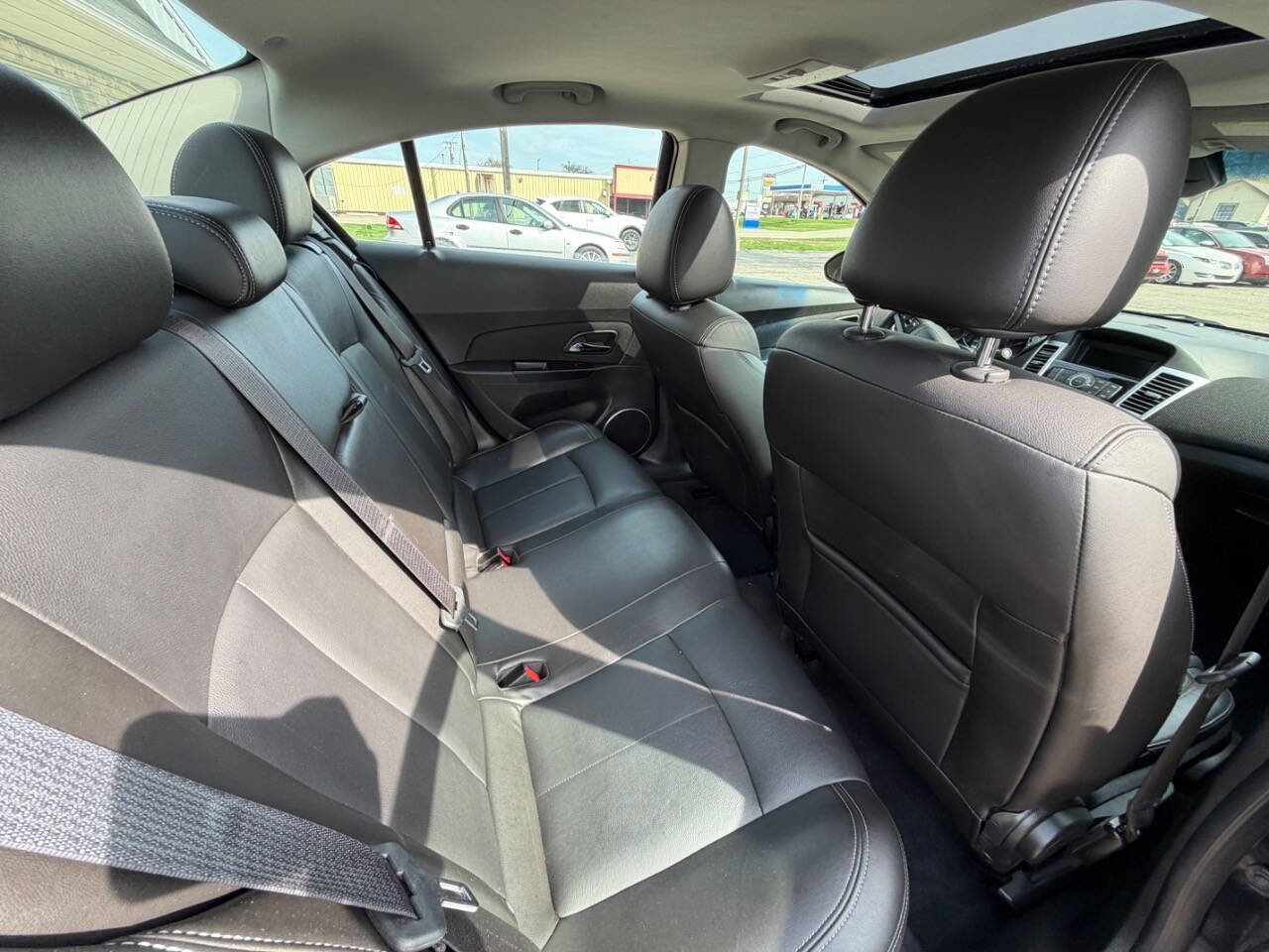 Used 2011 Chevrolet Cruze LTZ FWD image 14