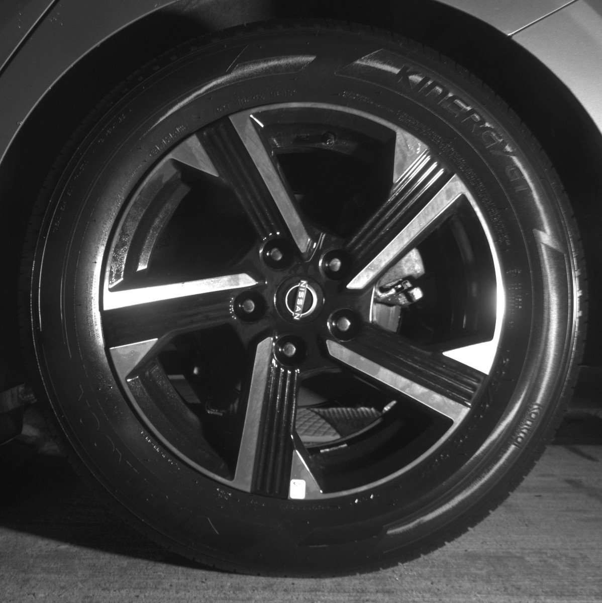 Used 2025 Nissan Sentra SV image 14