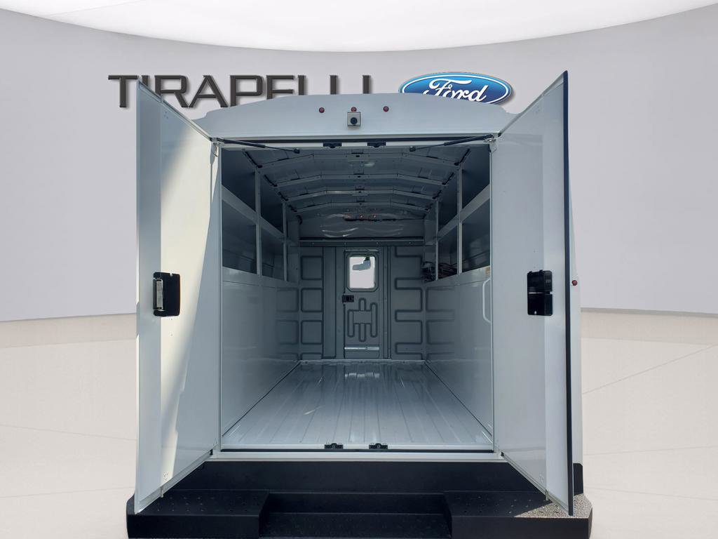 New 2026 Ford E-350 and Econoline 350 Super Duty w/ Power Equipment Group image 10