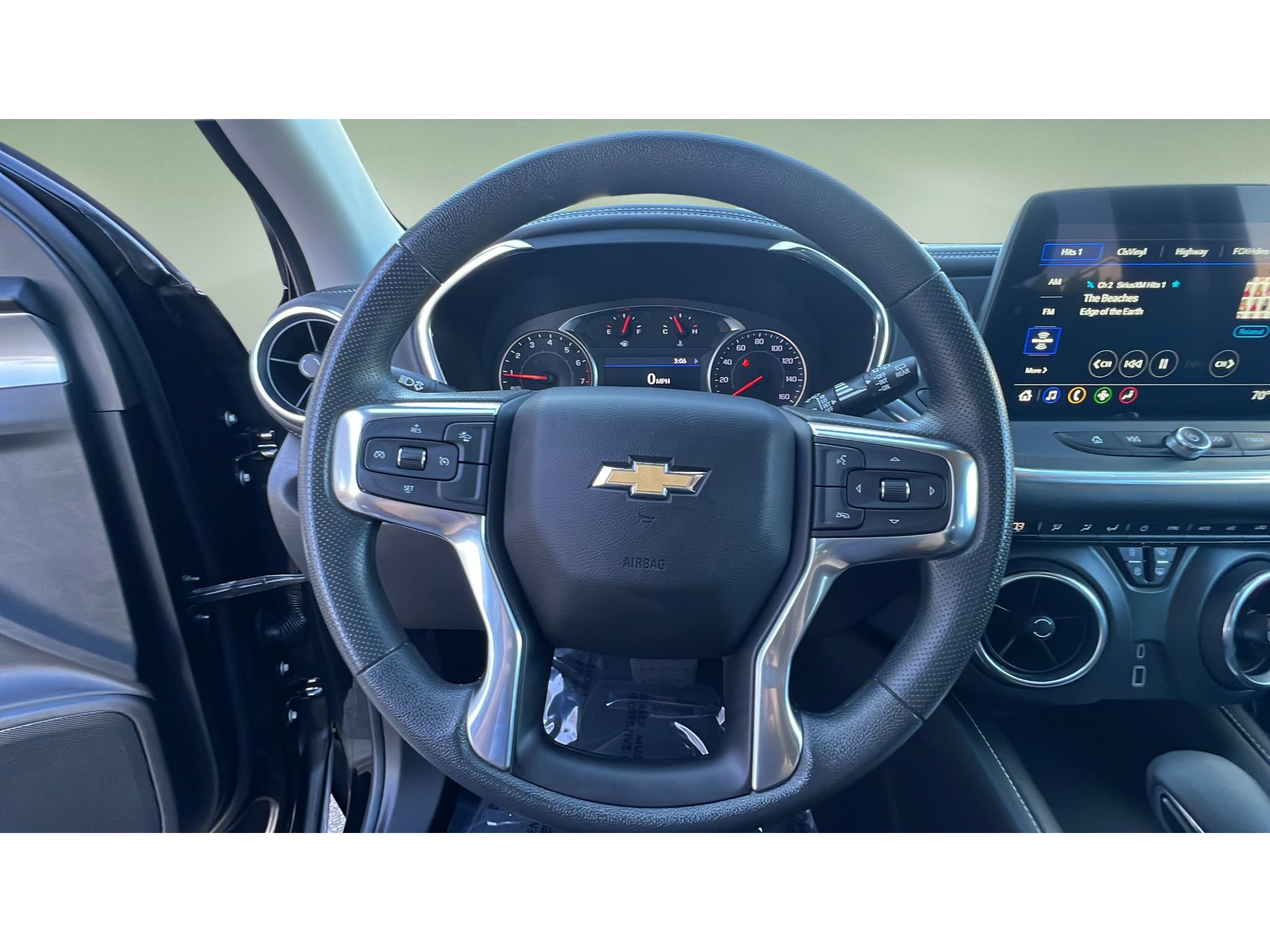 Used 2024 Chevrolet Blazer LT w/ Redline Edition AWD/4WD image 22