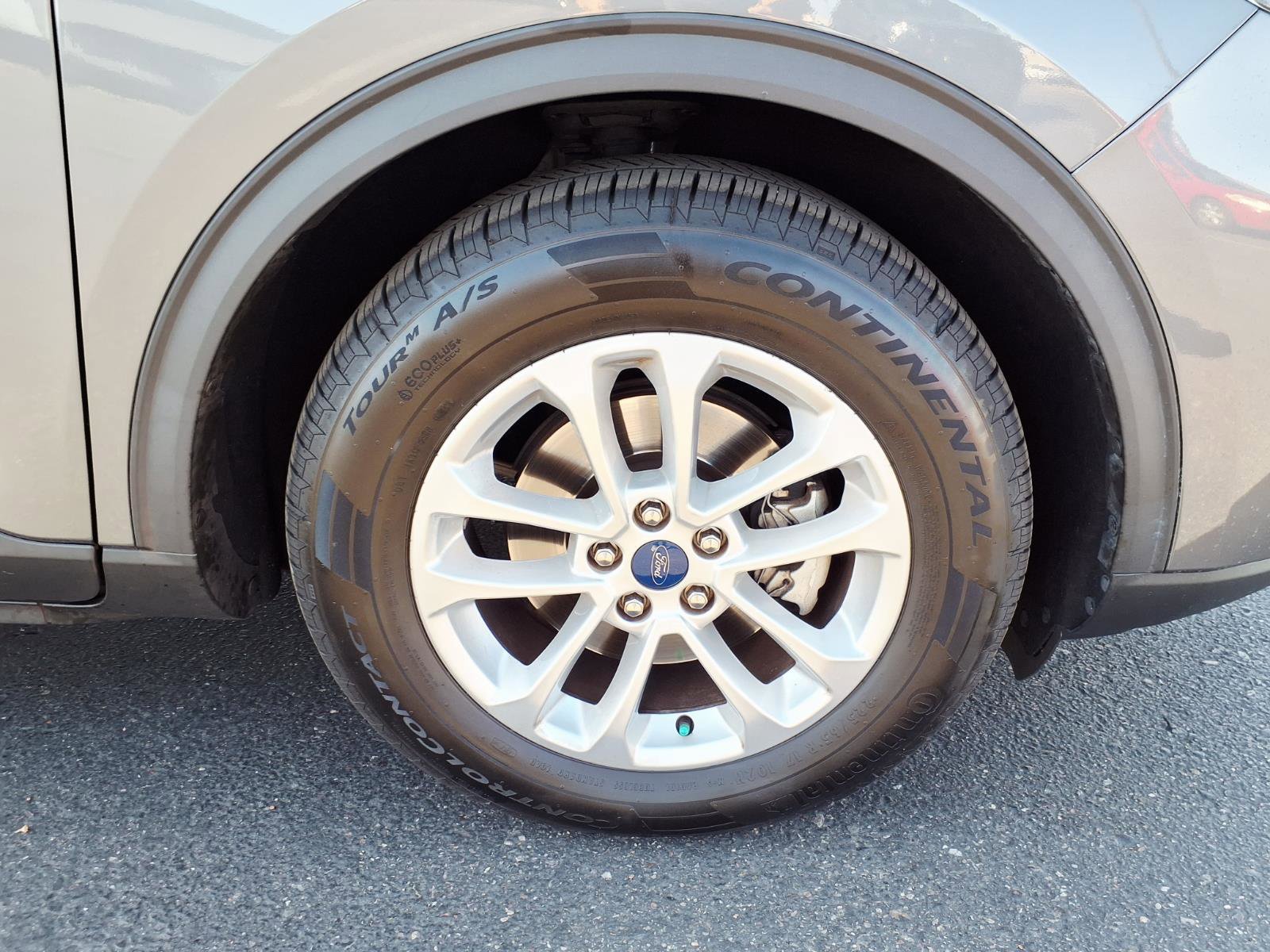 Certified 2022 Ford Escape S image 9