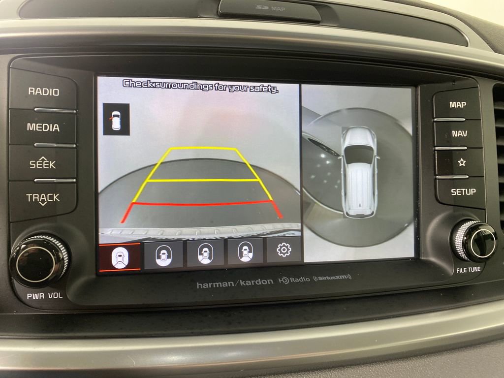 Used 2020 Kia Sorento SX image 25