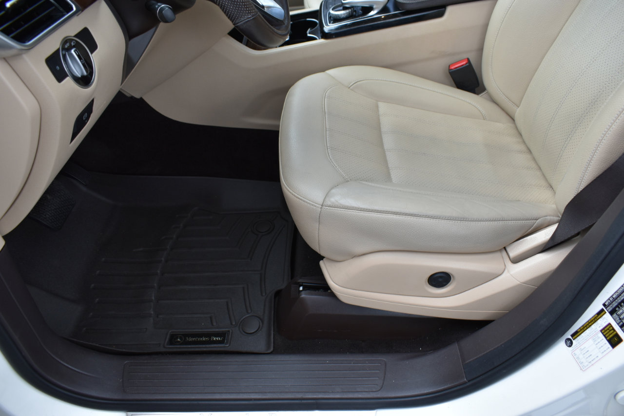 Used 2018 Mercedes-Benz GLS 450 4MATIC w/ Premium Package image 28