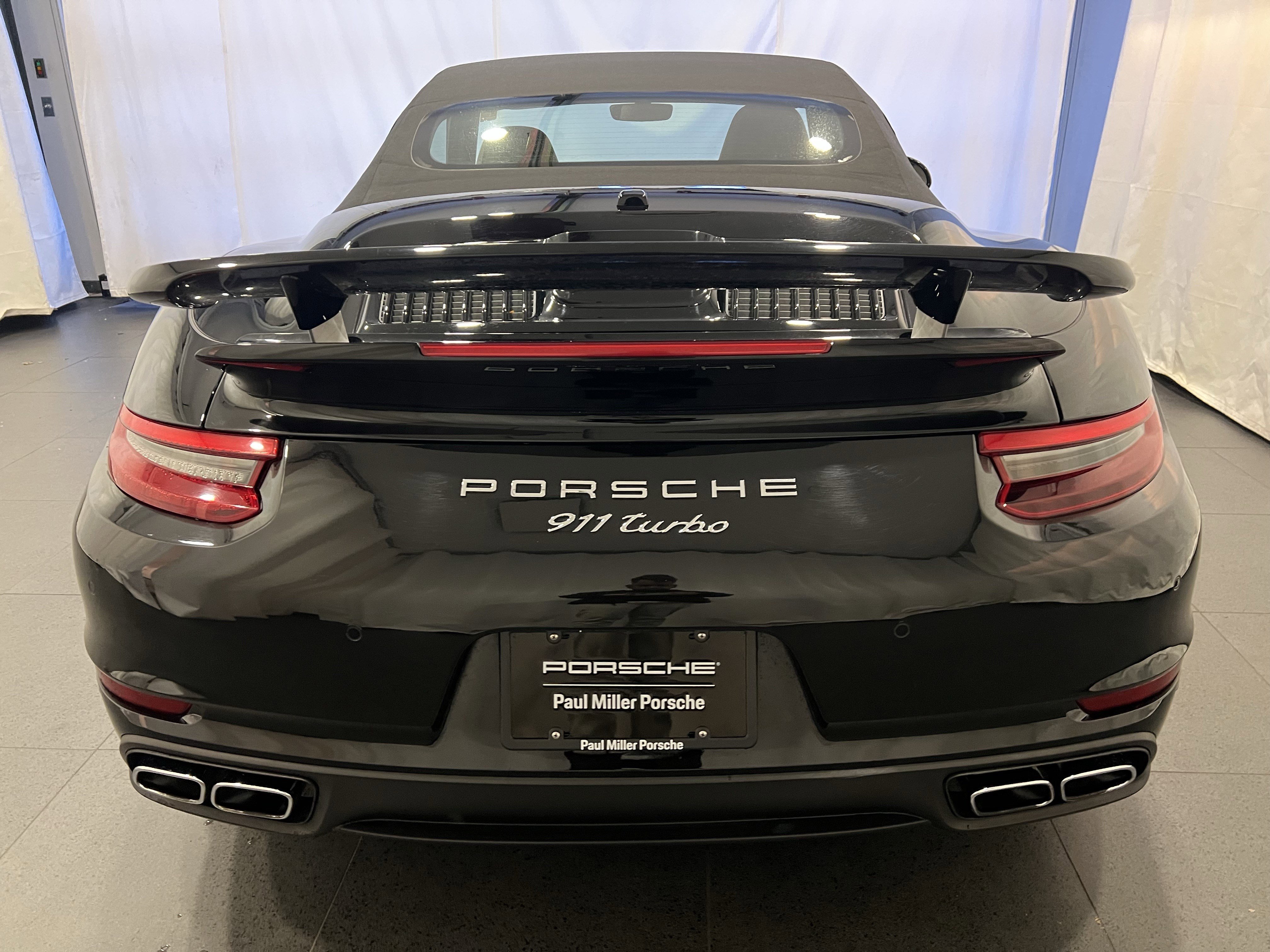 Certified 2019 Porsche 911 Turbo image 8