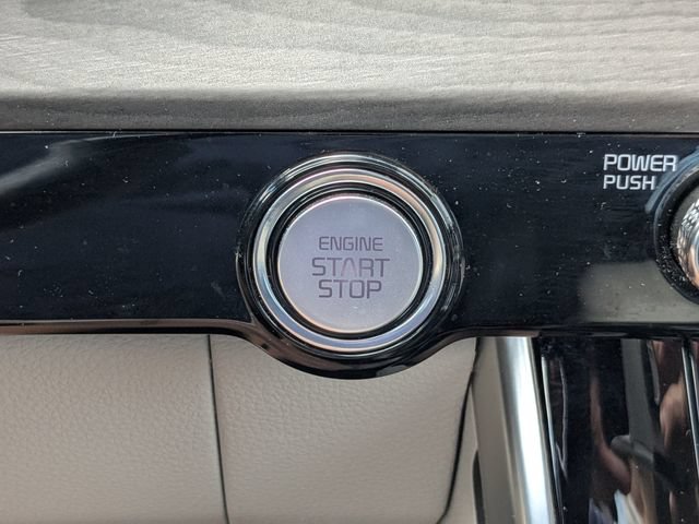 Certified 2024 Kia Carnival EX FWD image 32