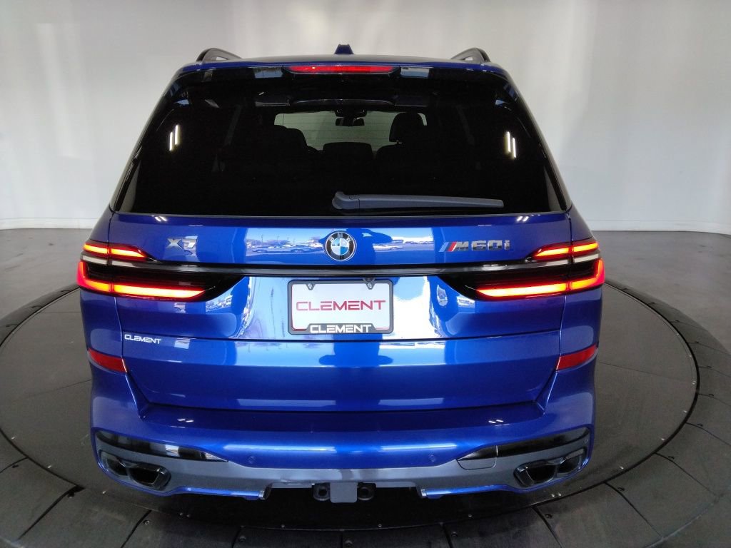 Used 2023 BMW X7 M60i image 7