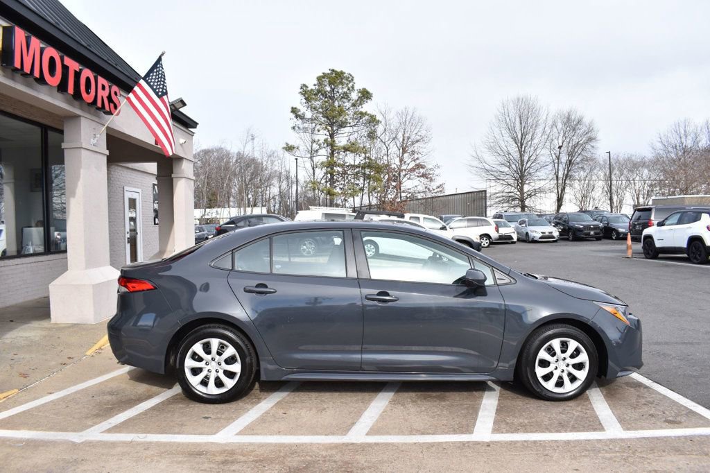 Used 2024 Toyota Corolla LE image 6