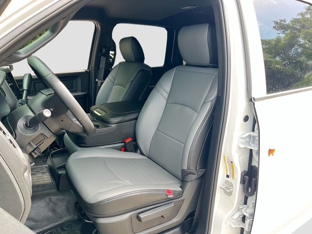 New 2026 RAM 5500 Tradesman w/ Chrome Appearance Group image 17