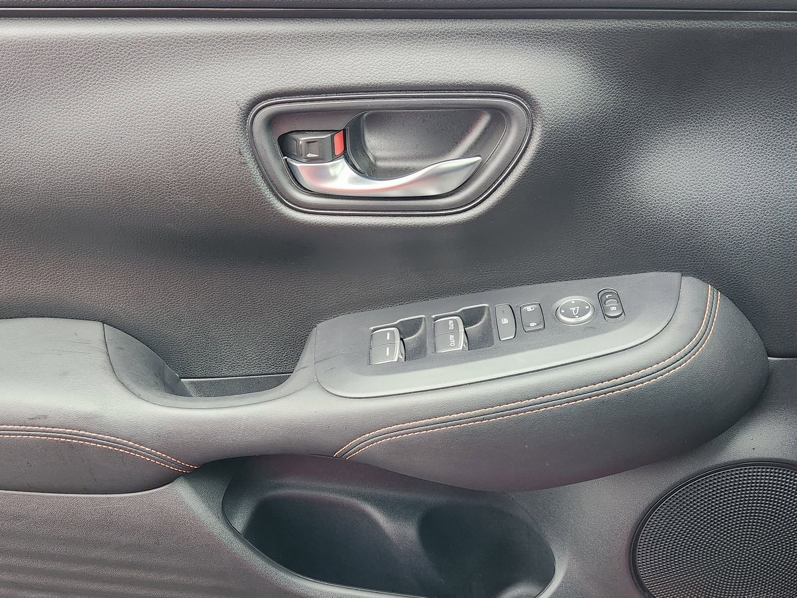 Used 2024 Honda HR-V Sport image 27