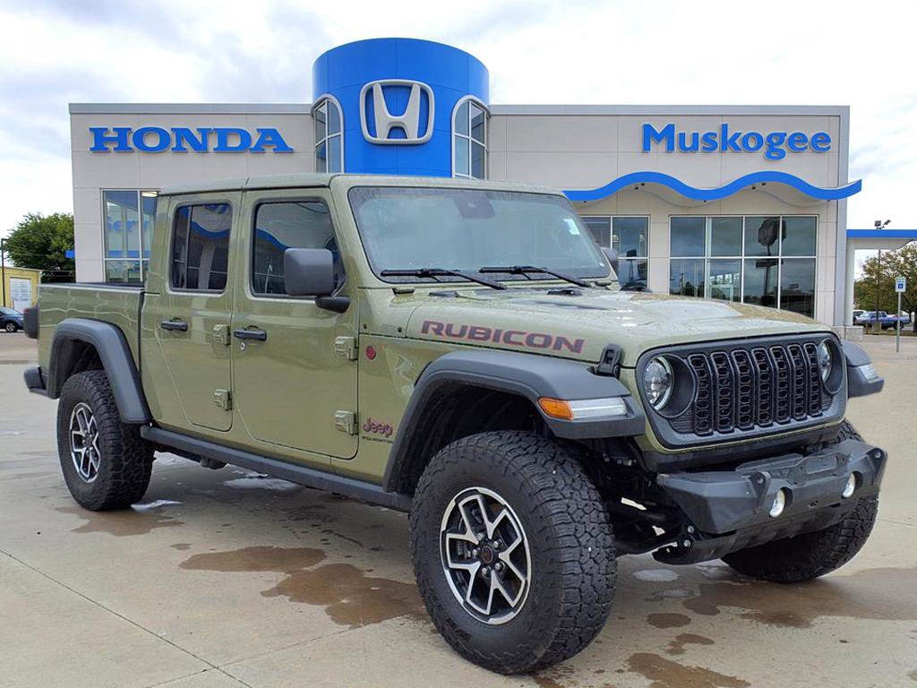 Used 2025 Jeep Gladiator Rubicon AWD/4WD image 1