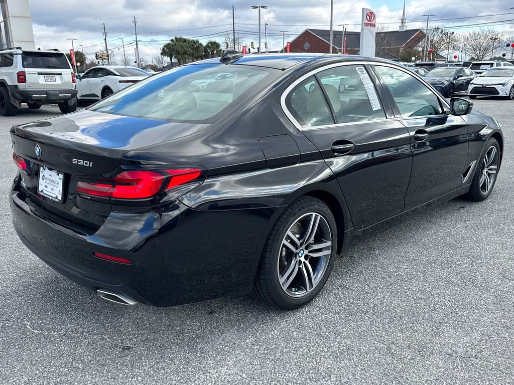 Used 2023 BMW 530i xDrive w/ Premium Package image 3