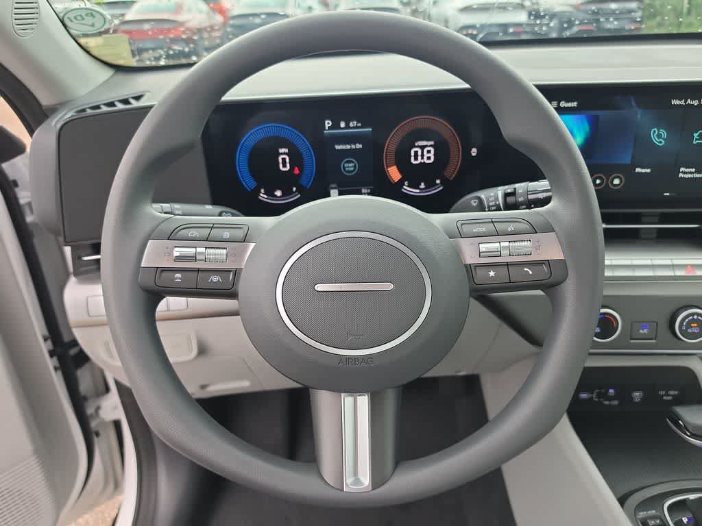 New 2027 Hyundai Kona SE FWD image 23