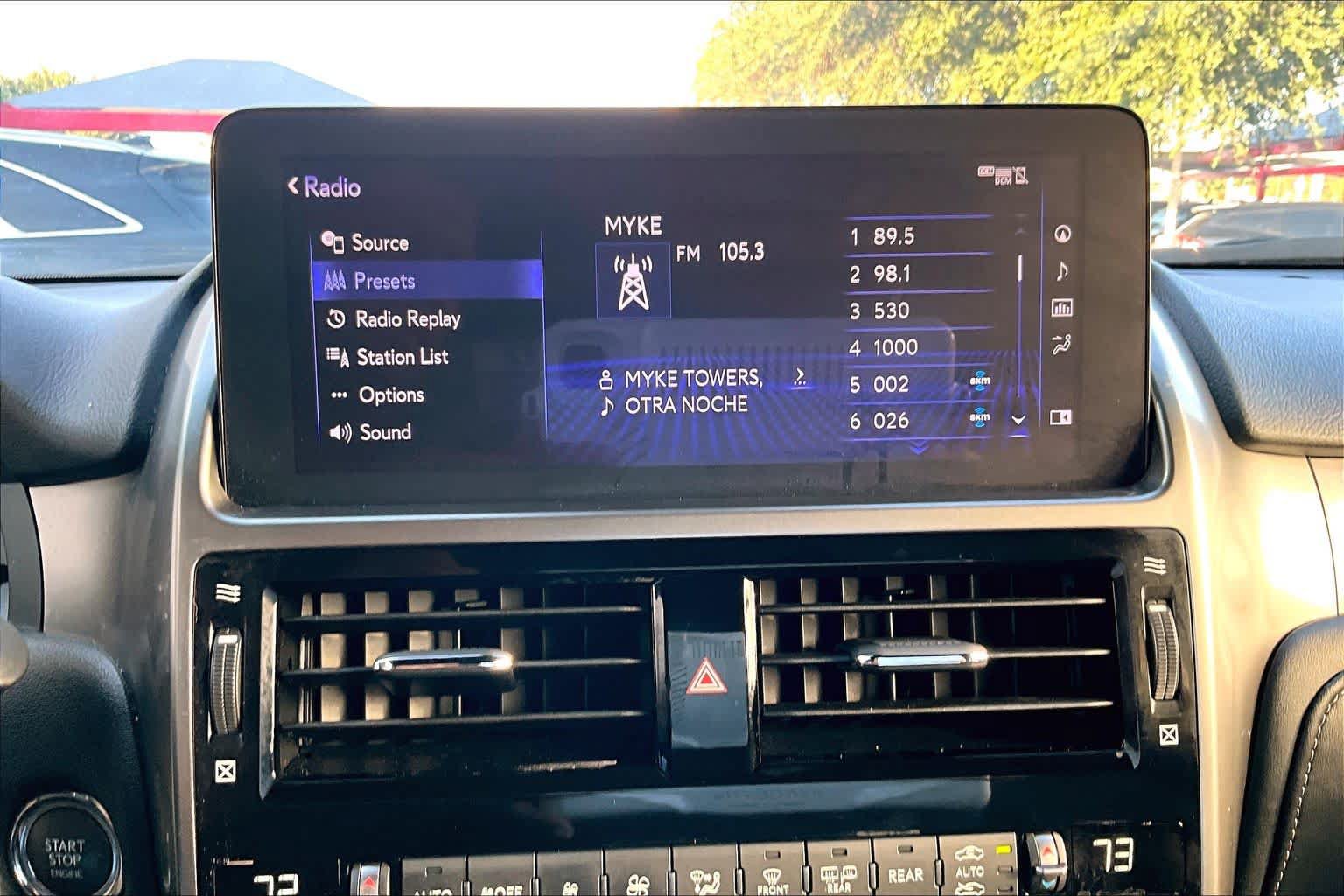 Used 2022 Lexus GX 460 Premium w/ Premium Plus Package AWD/4WD image 32
