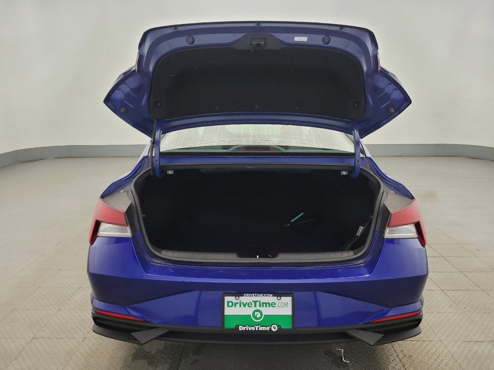 Used 2023 Hyundai Elantra SEL FWD image 29