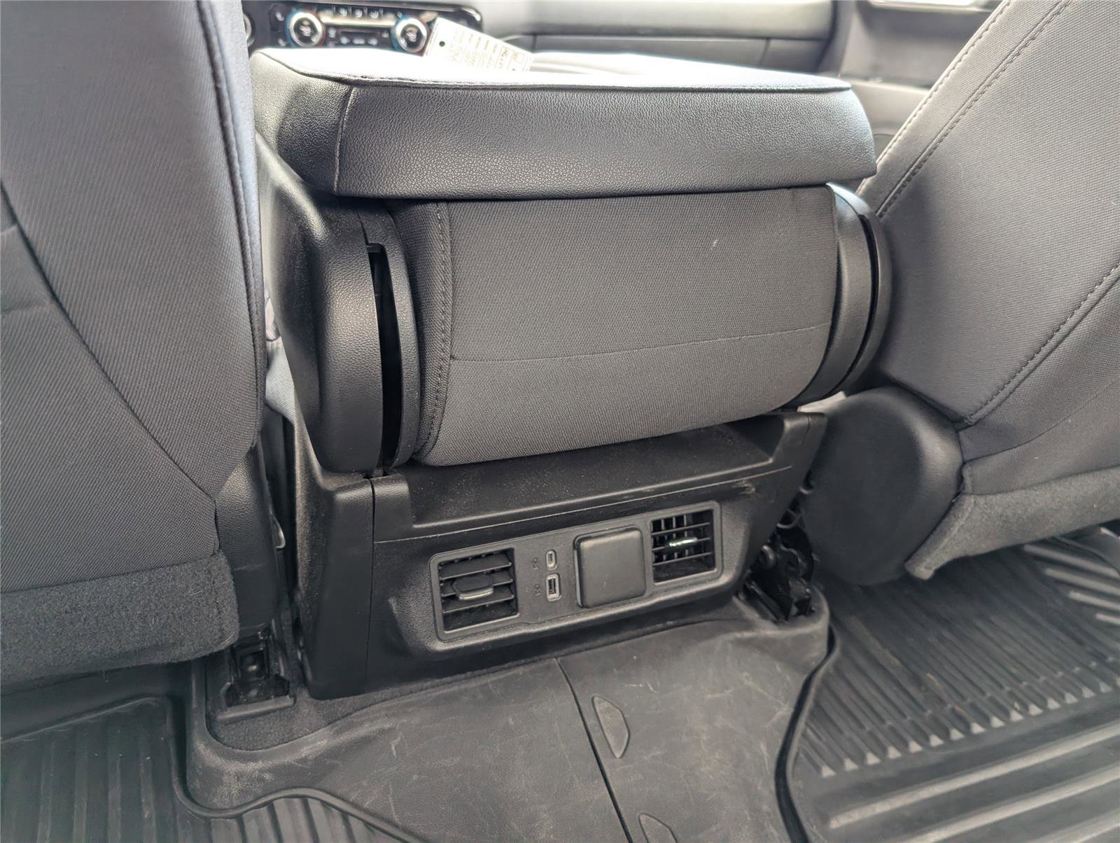 Used 2023 GMC Sierra 1500 Elevation image 31