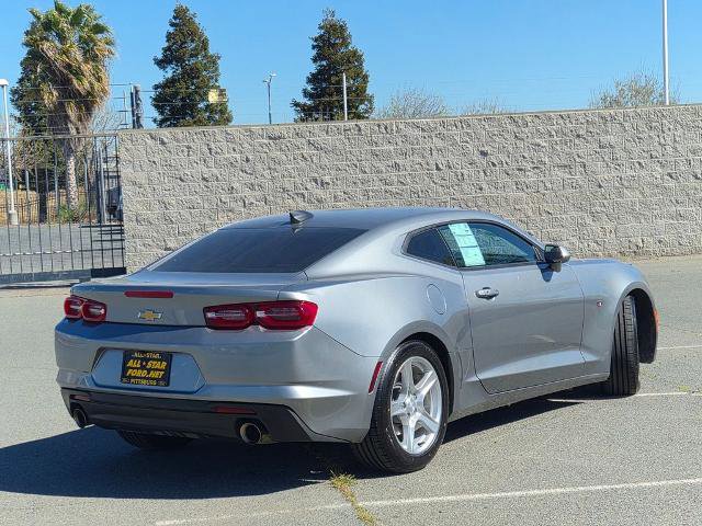 Used 2023 Chevrolet Camaro LT image 4