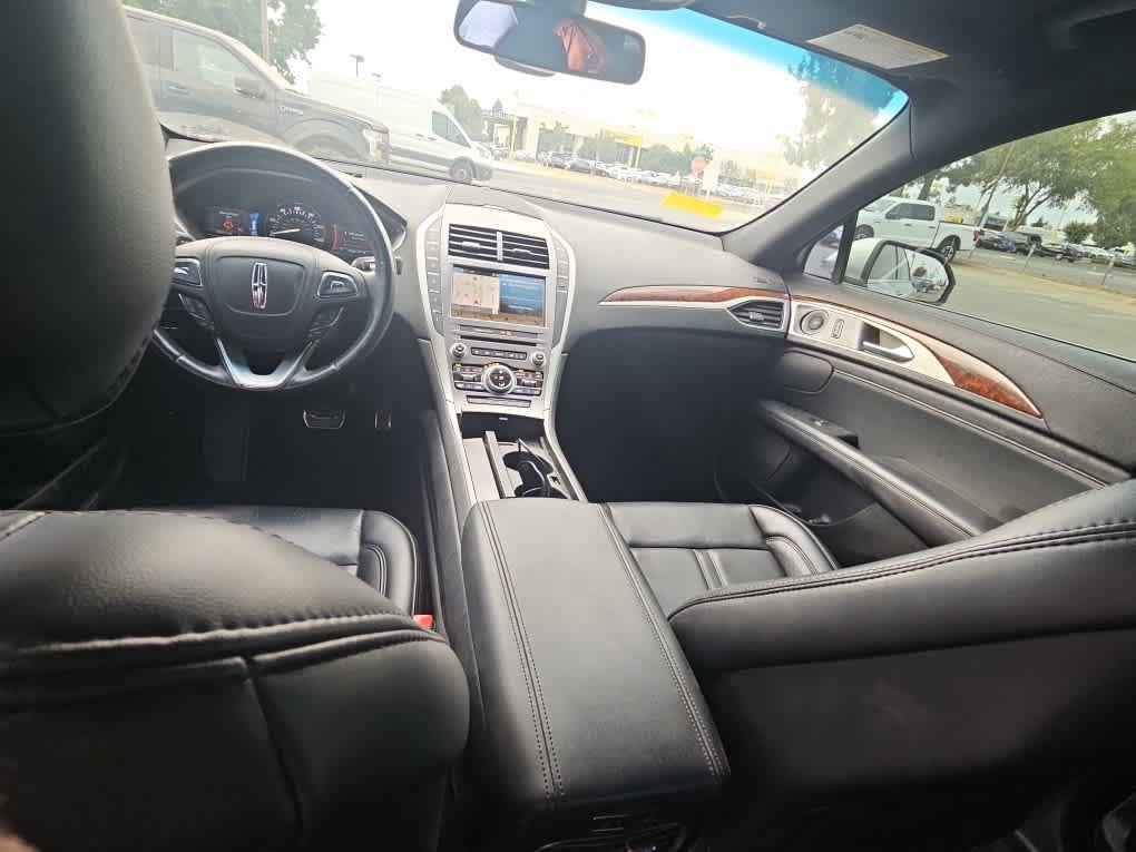 Used 2019 Lincoln MKZ Reserve w/ Reserve Plus Package FWD image 10