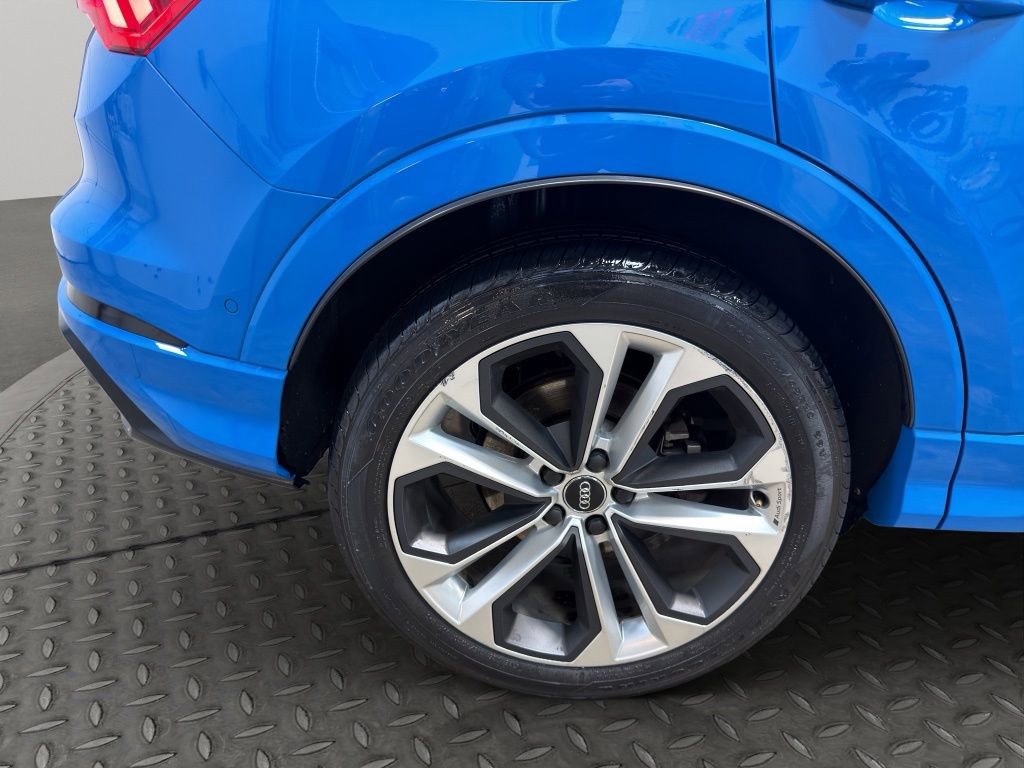Used 2020 Audi Q3 2.0T Prestige w/ Prestige Package AWD/4WD image 24