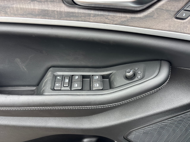 New 2027 Jeep Grand Cherokee Limited AWD/4WD image 17