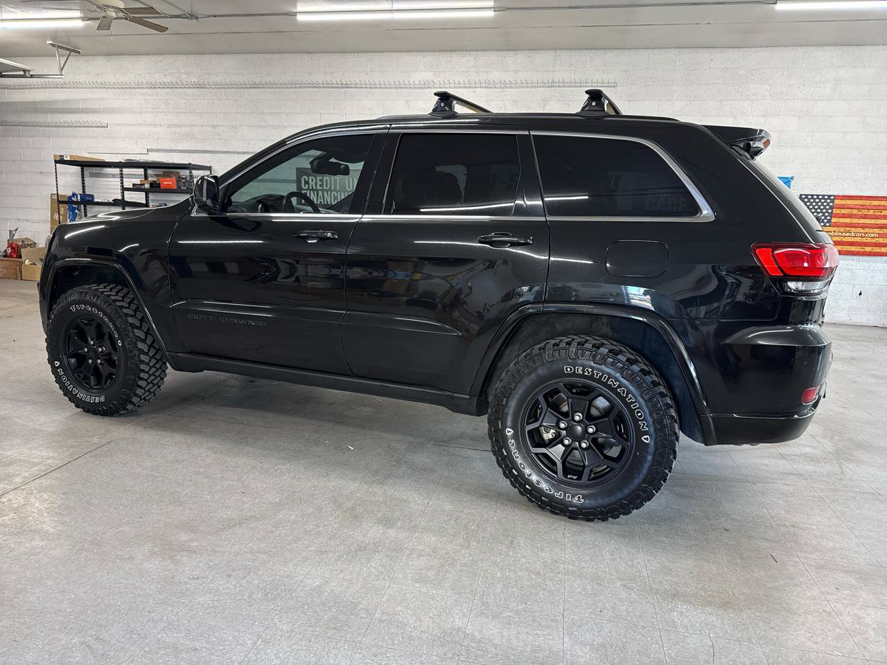 Used 2015 Jeep Grand Cherokee Altitude image 2
