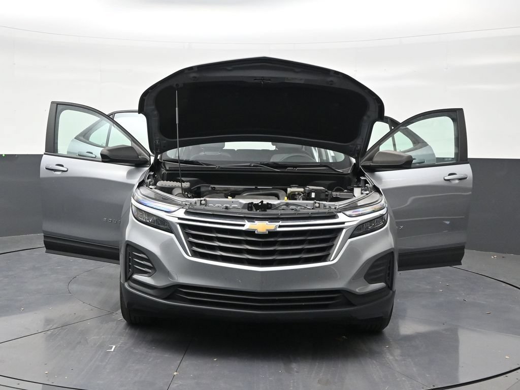 Used 2024 Chevrolet Equinox LS FWD image 33
