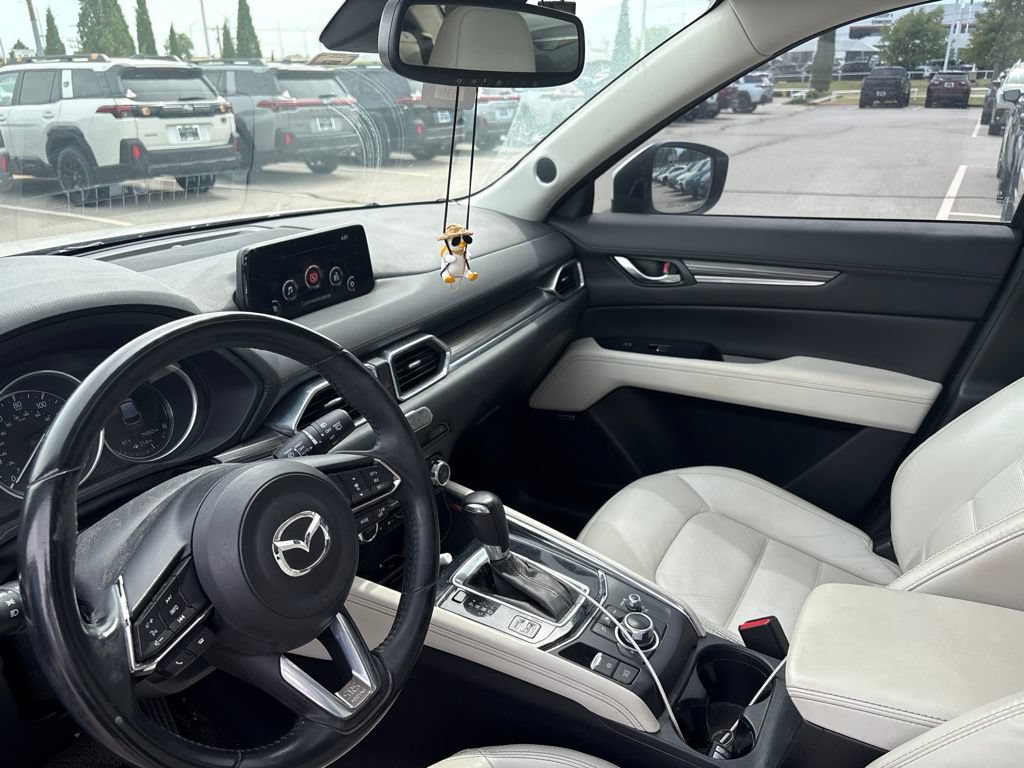Used 2017 MAZDA CX-5 Grand Touring AWD/4WD image 4