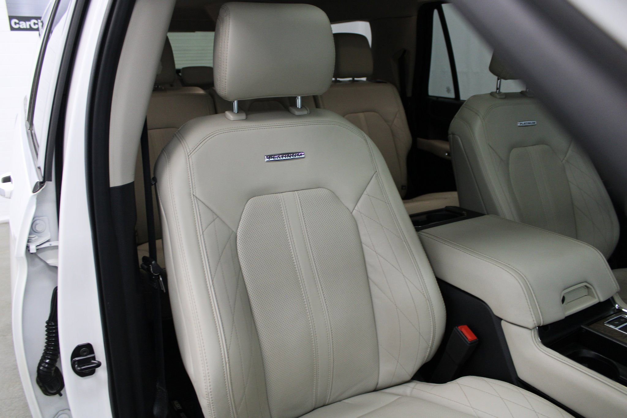 Used 2021 Ford Expedition Max Platinum image 37