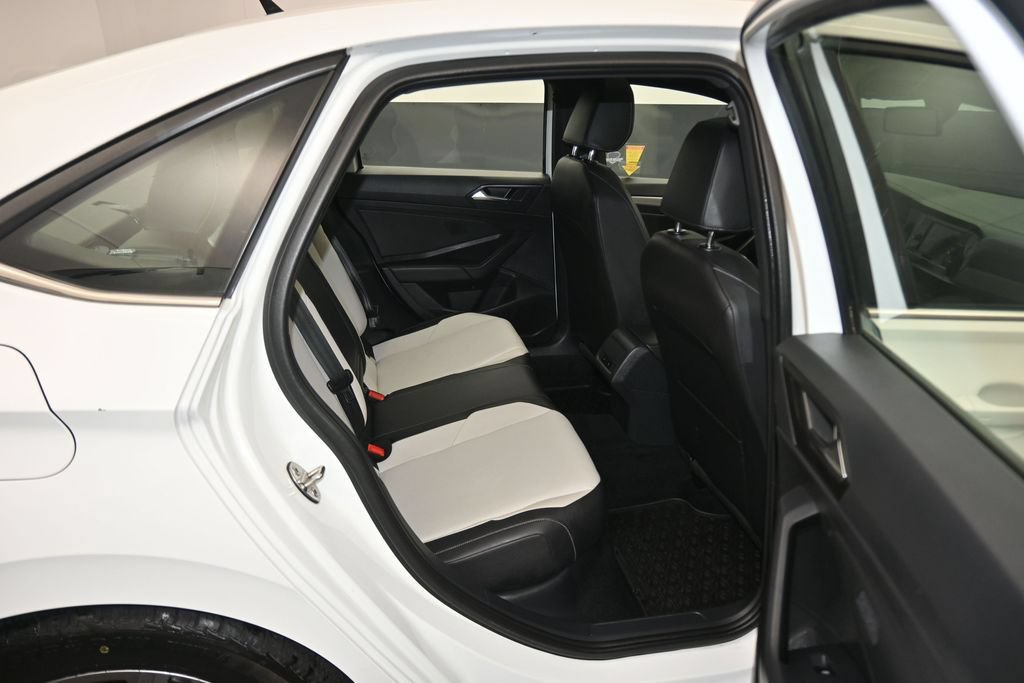 Used 2019 Volkswagen Jetta R-Line w/ R-Line Cold Weather Package FWD image 35