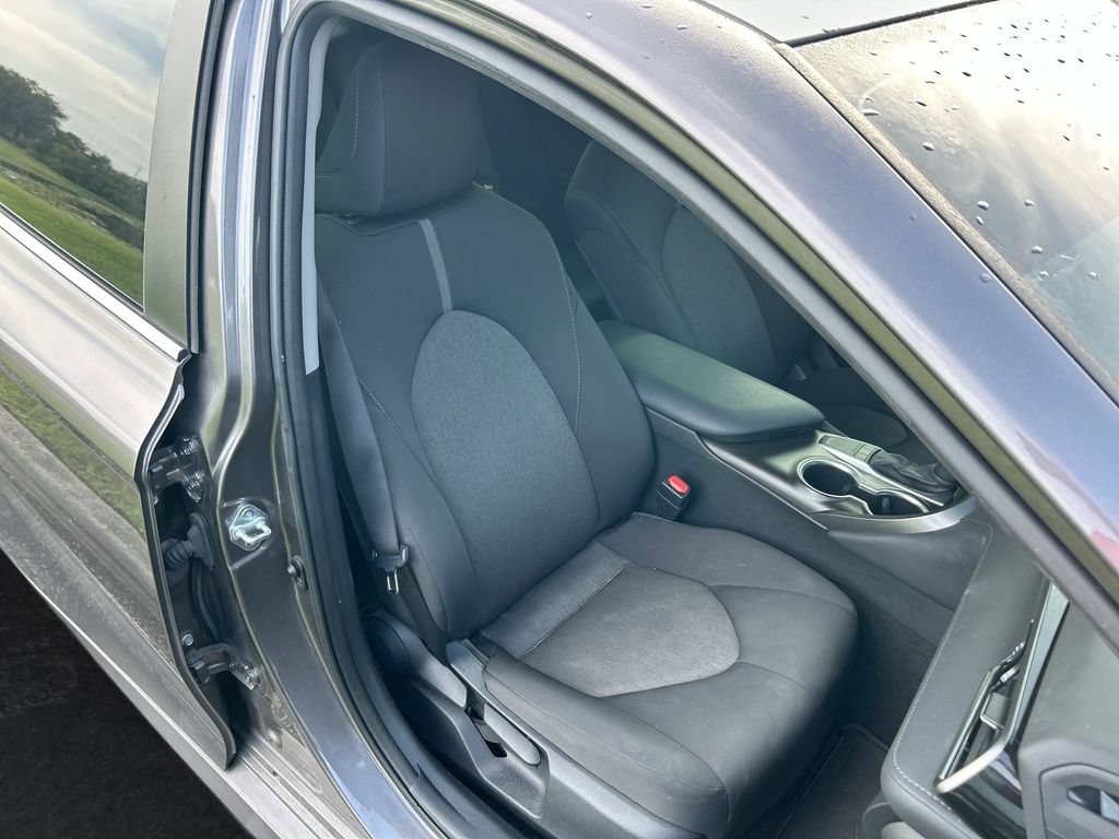 Used 2023 Toyota Camry LE FWD image 30