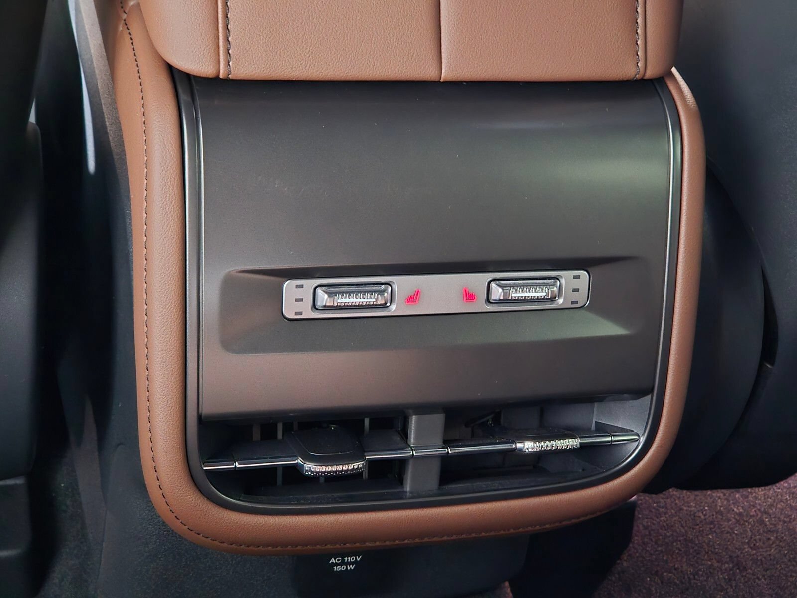 New 2026 Lincoln Nautilus Reserve w/ Jet Appearance Package AWD/4WD image 17
