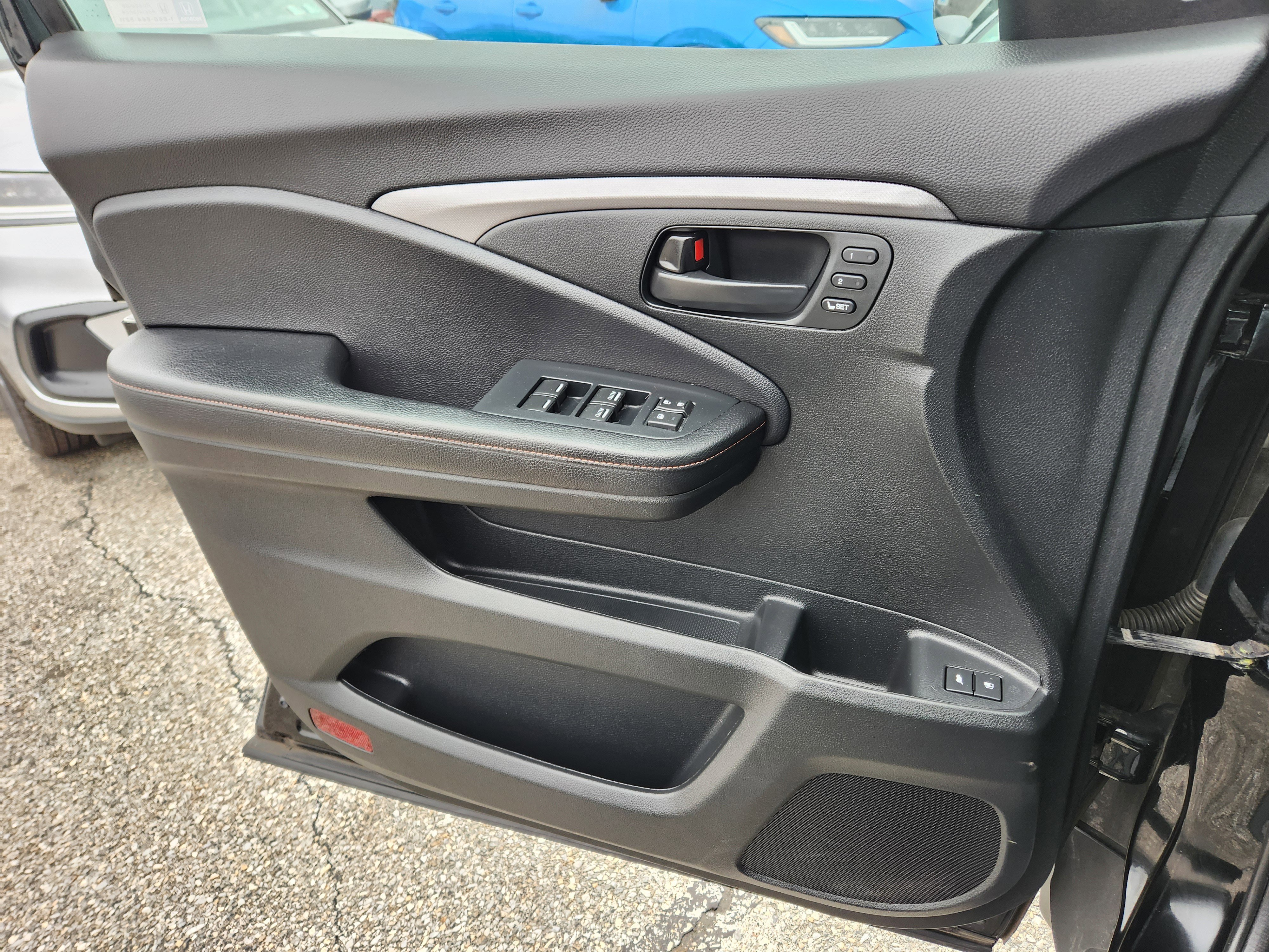 Certified 2023 Honda Passport TrailSport image 25