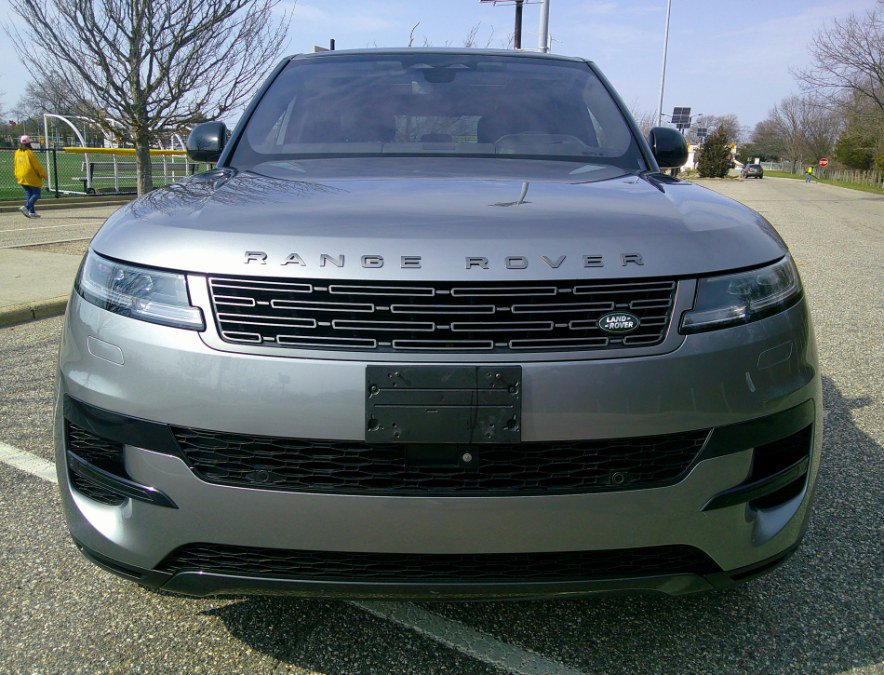 Used 2023 Land Rover Range Rover Sport SE image 25
