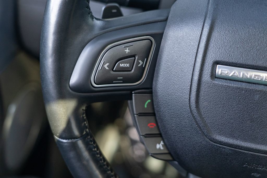 Used 2017 Land Rover Range Rover Evoque HSE image 27