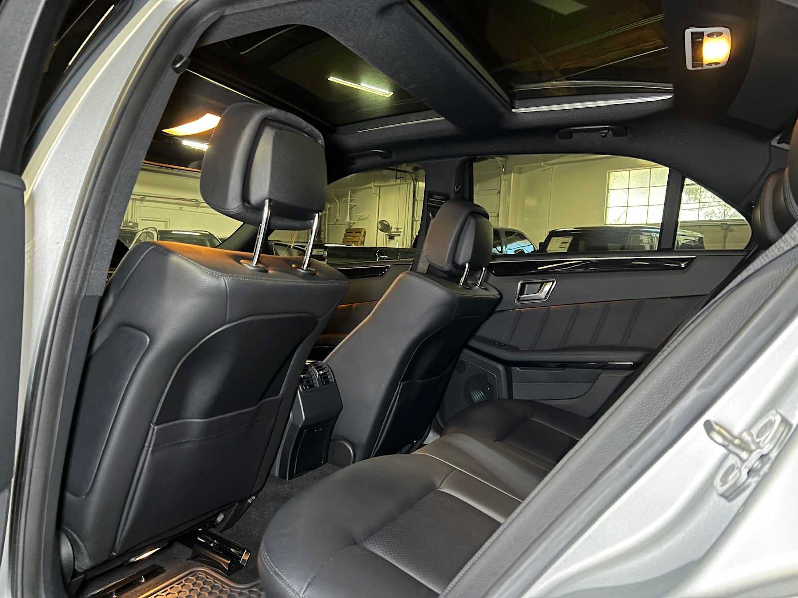 Used 2012 Mercedes-Benz E 350 4MATIC Sedan image 19